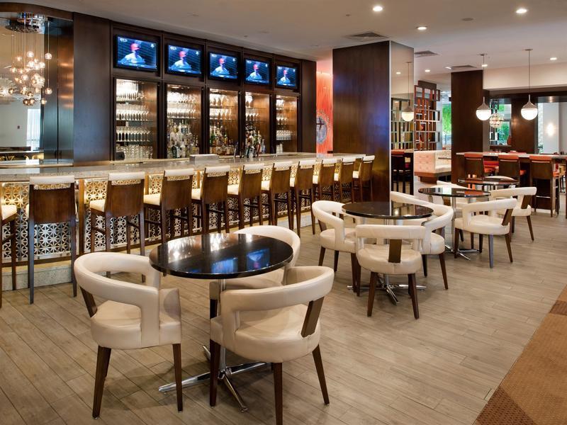 马里奥特酒店圣路易斯机场店 埃德蒙逊 外观 照片